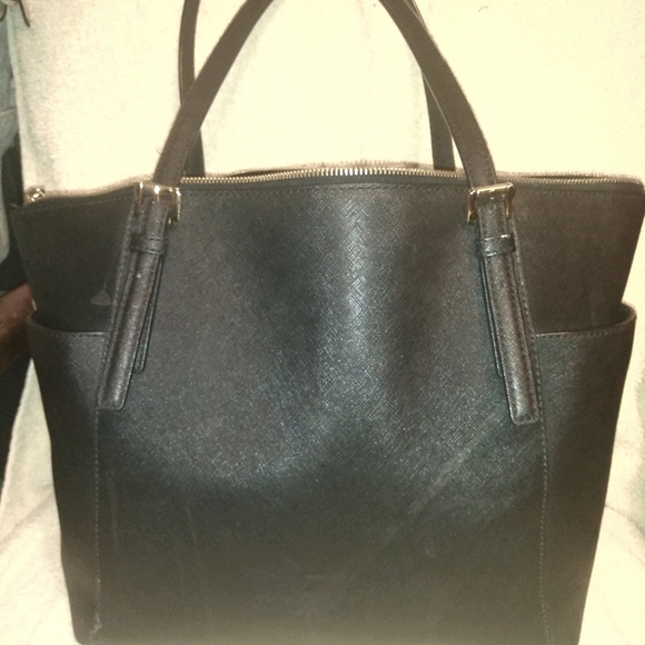 Sale!!🎁🔥😍Michael Kors Charlotte style purse - Picture 3 of 8